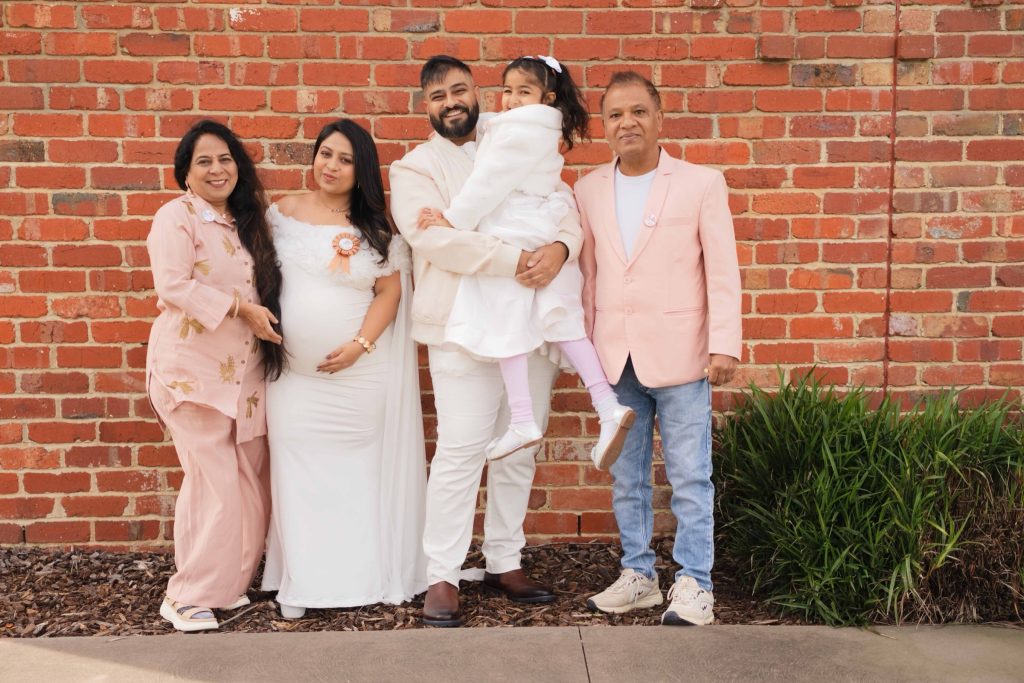 Honey and Tarak gender reveal, photo 2 of 3, Melbourne maternity photography