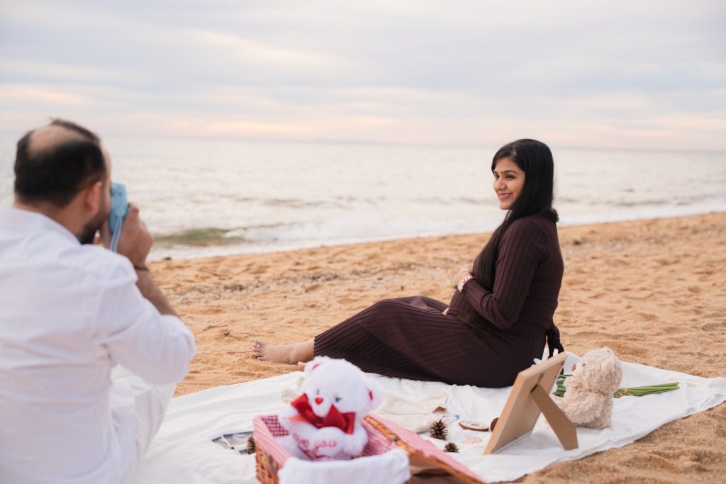 Maulik and Madhvi beach maternity shoot, photo 3 of 15, Melbourne maternity photography