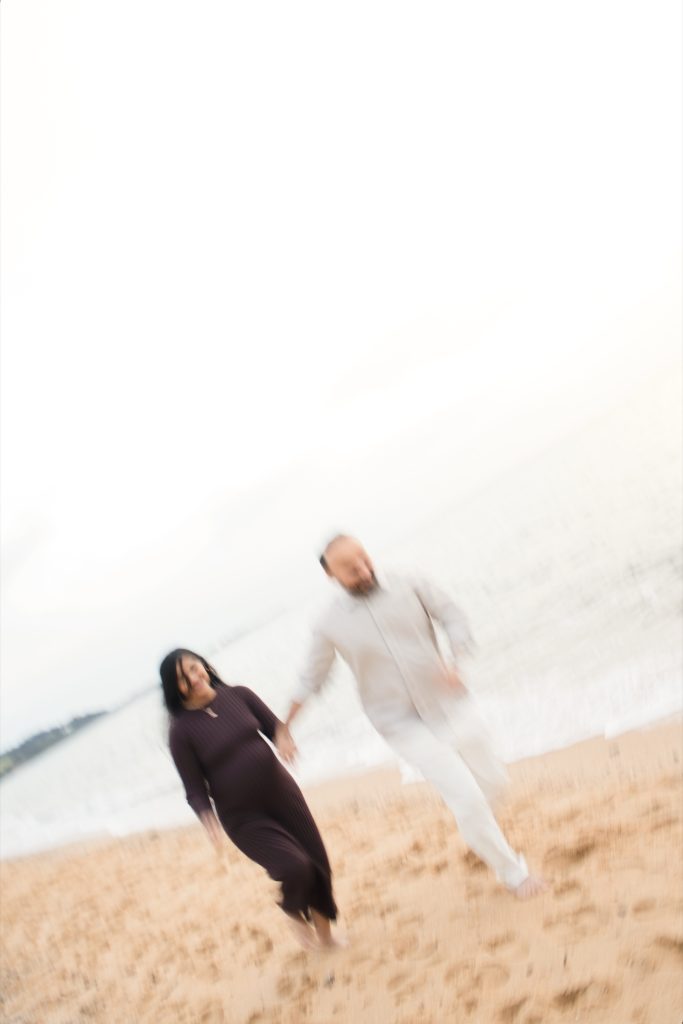 Maulik and Madhvi beach maternity shoot, photo 11 of 15, Melbourne maternity photography